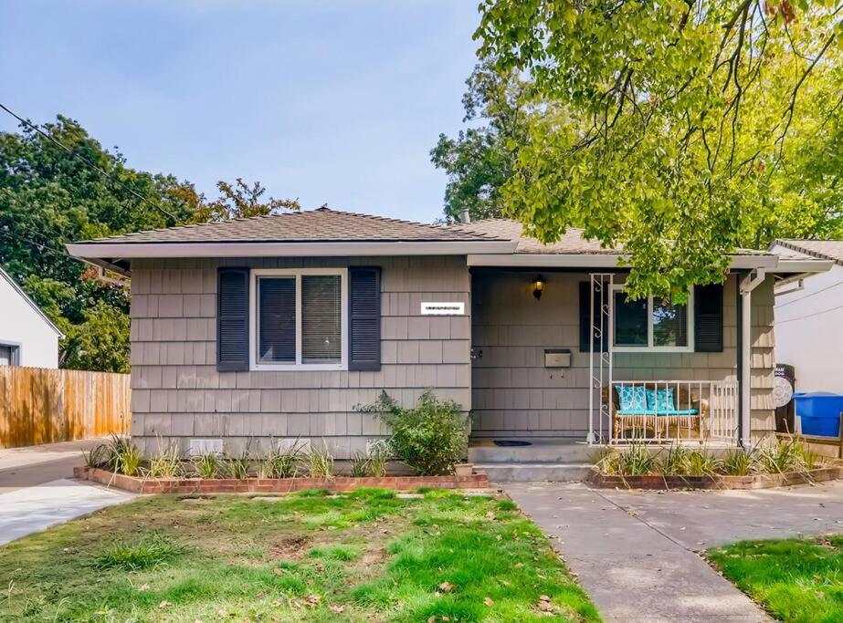 Smart Eclectic Art House Near Uc Davis Med Center Villa Sacramento Buitenkant foto